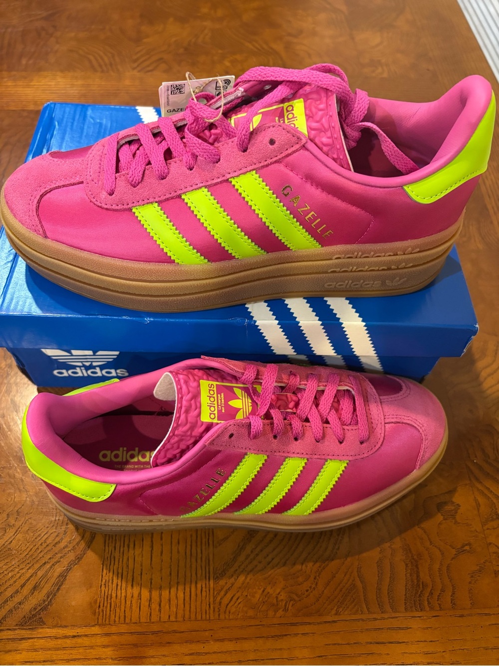 adidas Kids Gazelle Bold Size 6 women NWT